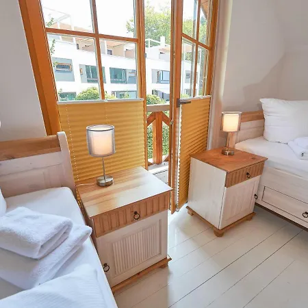 Strandschloesschen - Haushaelfte 4