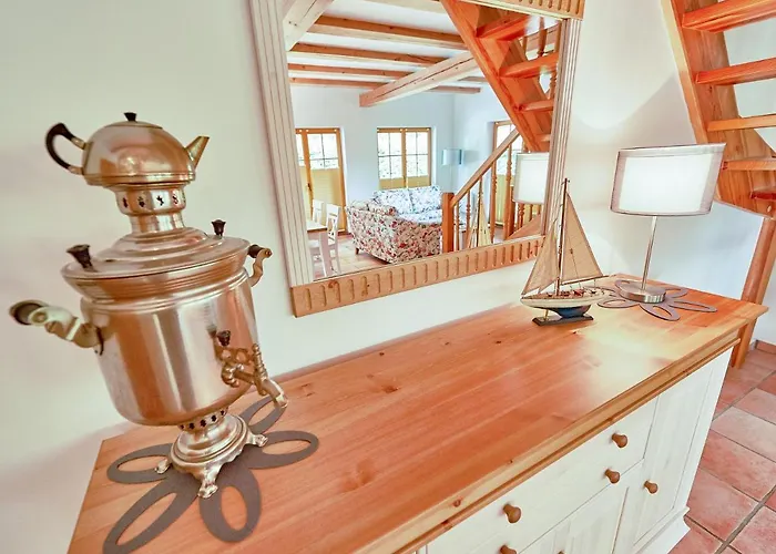 Strandschloesschen Sellin - Haushaelfte 4 Holiday home Sellin (Rugen)