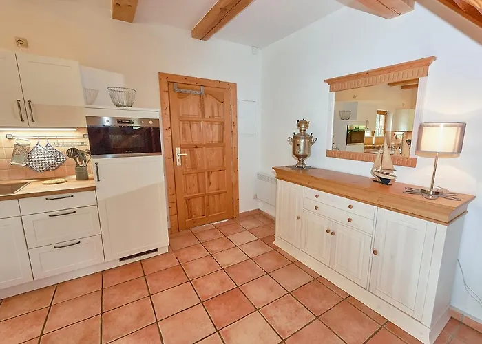 Ferienhaus Strandschlösschen - House Half 4 *