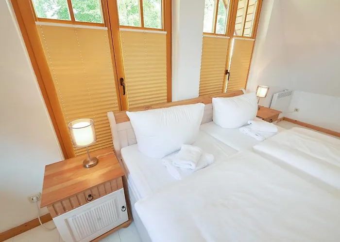 Strandschlösschen - House Half 4 Ferienhaus