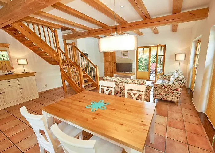 Strandschlösschen - House Half 4 Sellin (Rugen)